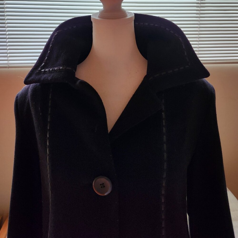 Me - Jay - Cashmere and wool blend, fabric made in Italy, coat made in Canada